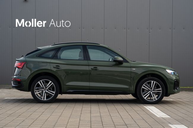 Audi Q5 - Solitaire Automotive Group